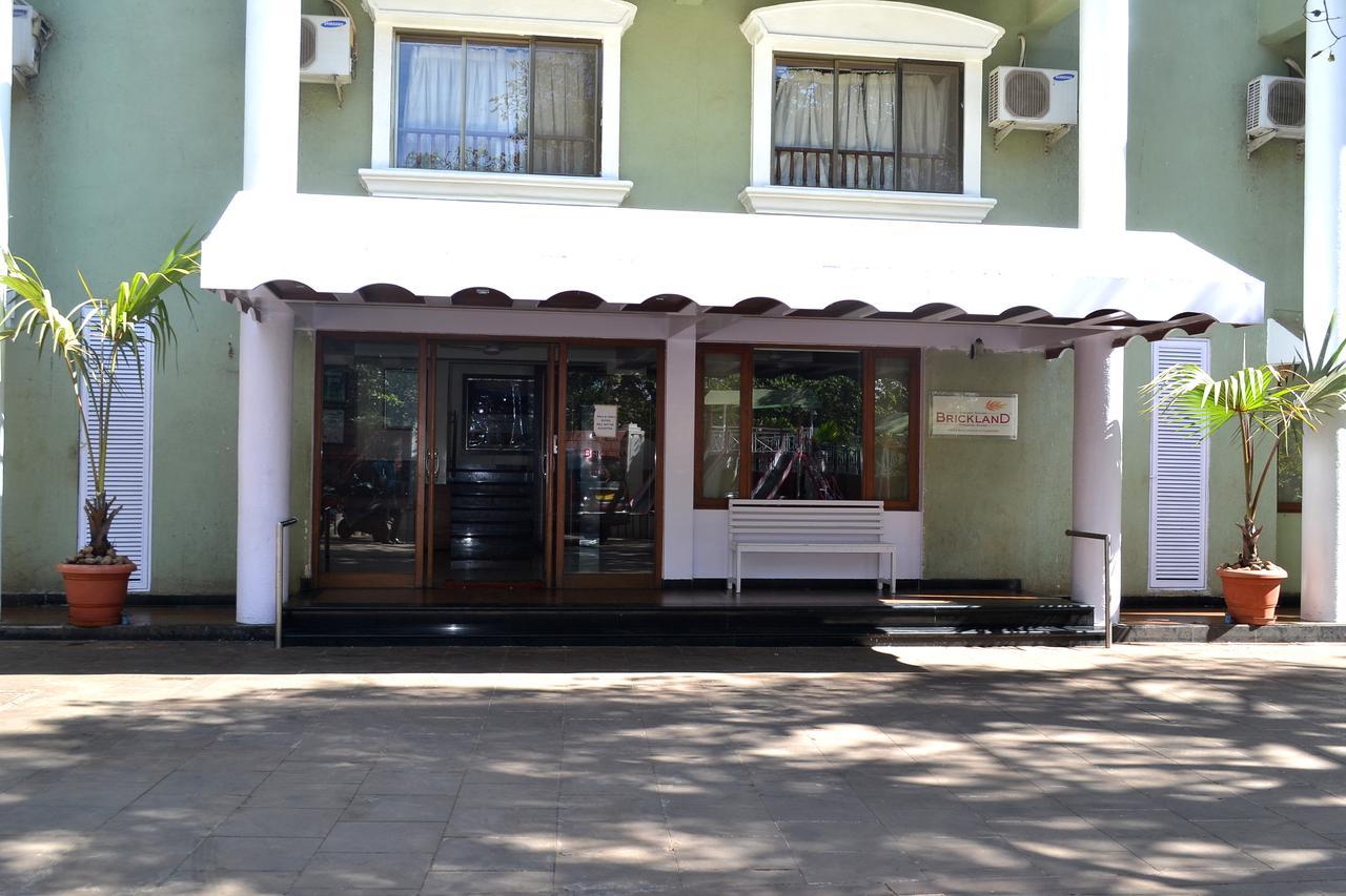 Jaffer Bhai'S Brickland Hotel Панчгани Екстериор снимка