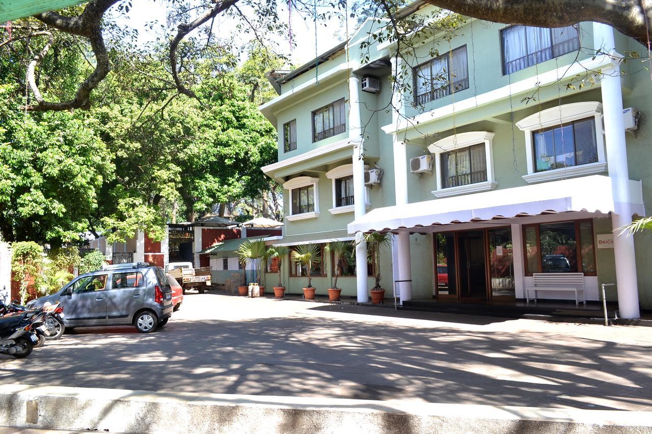 Jaffer Bhai'S Brickland Hotel Панчгани Екстериор снимка