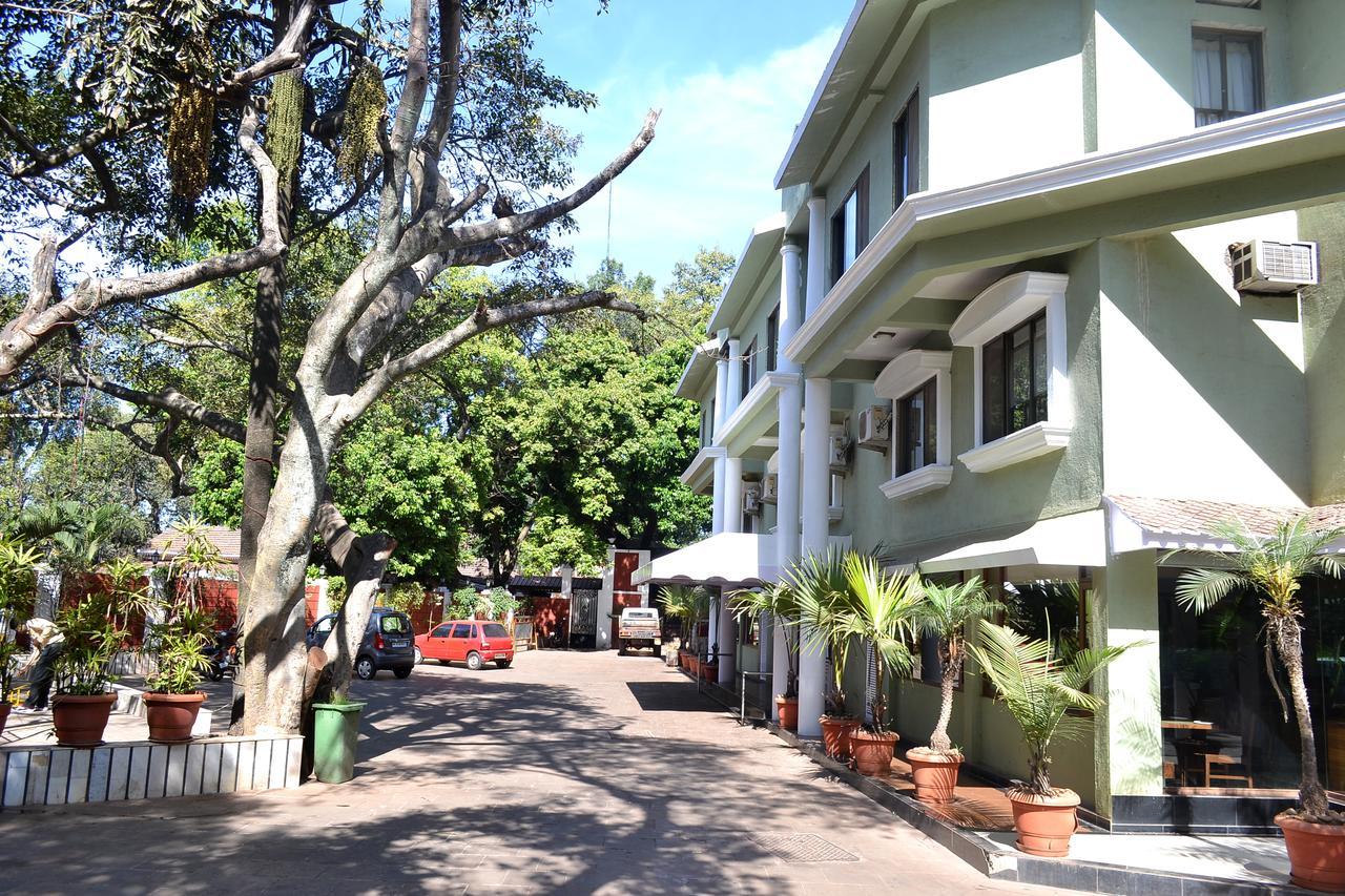 Jaffer Bhai'S Brickland Hotel Панчгани Екстериор снимка